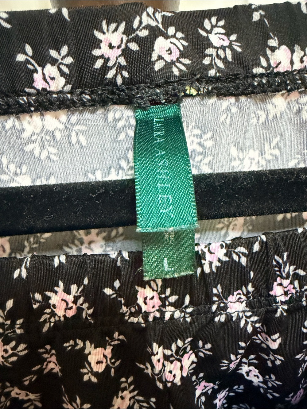 Laura Ashley Black Sleep Set with Pink Floral Print and Pink Lace - Picture 6 of 9